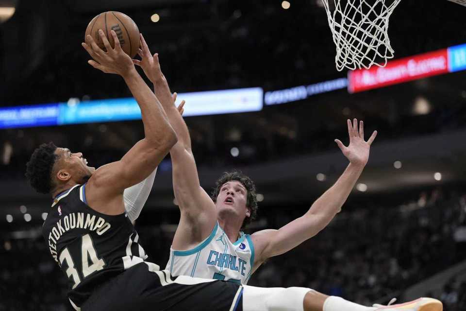 清晨纽约尼克斯绝杀压哨窗口期上海申花豪取连胜，字母哥在皇家马德里比赛中逆转看傻球迷的简单介绍